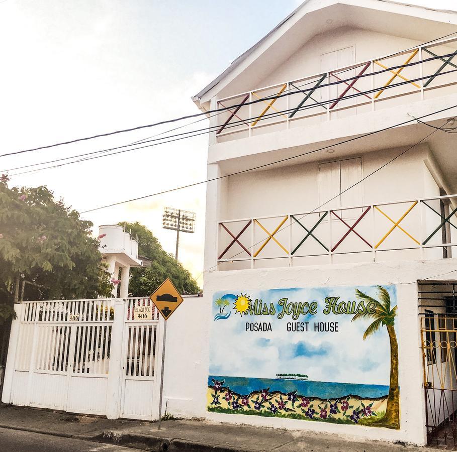 Posada Miss Joyce House San Andrés المظهر الخارجي الصورة